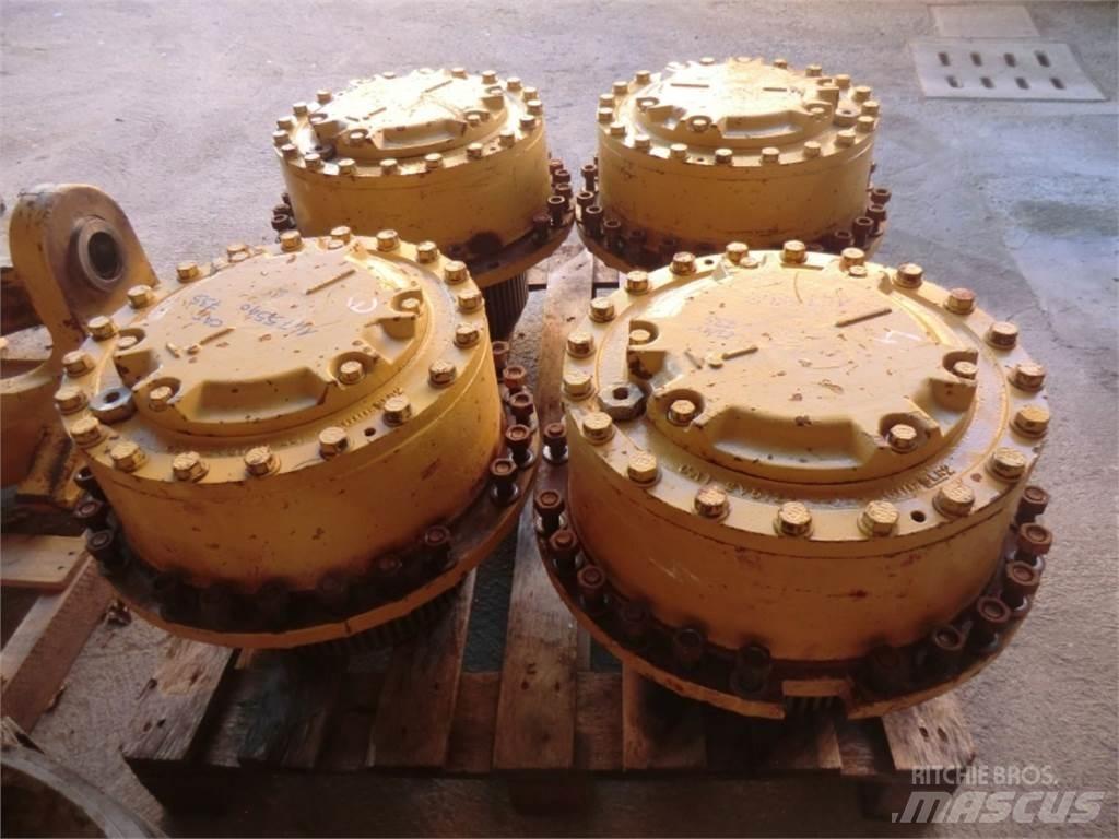 CAT 735 Drugo