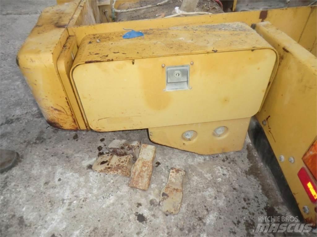 CAT 928G Podvozje in vzmetenje