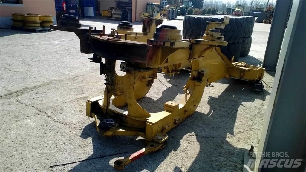 CAT 962H Podvozje in vzmetenje