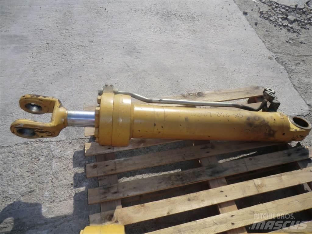 CAT 962H Drugo