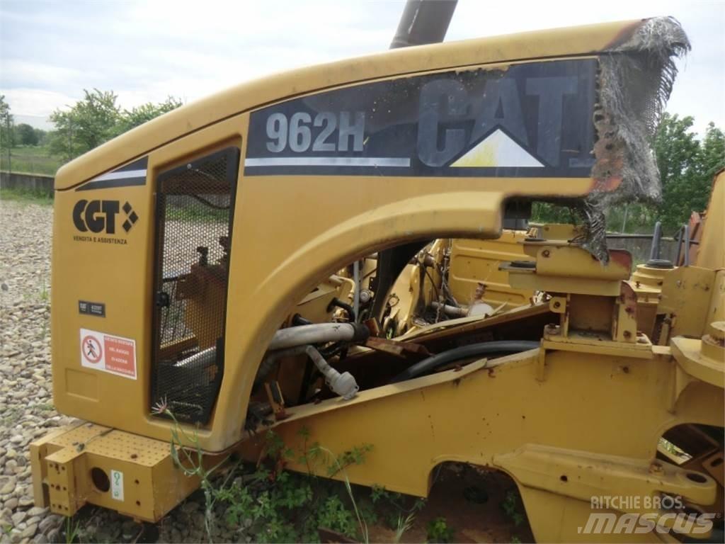 CAT 962H Podvozje in vzmetenje
