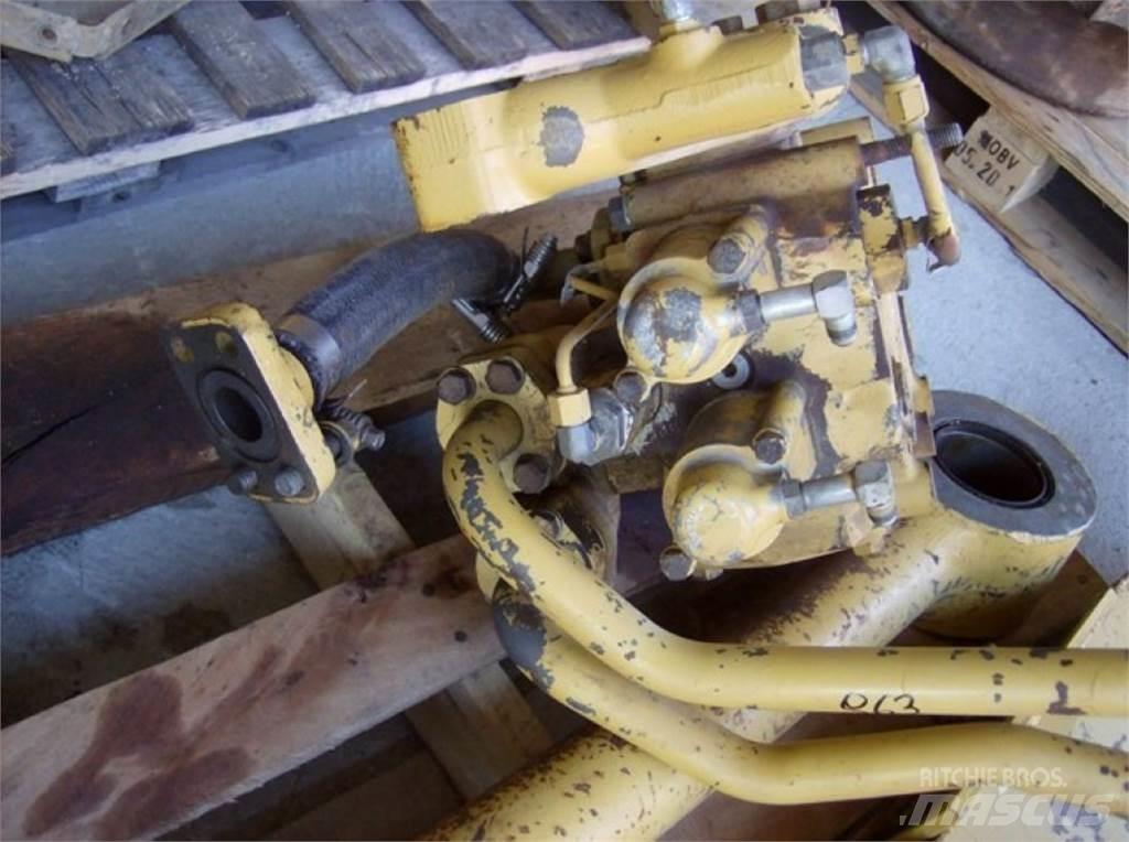 CAT 963 Drugo