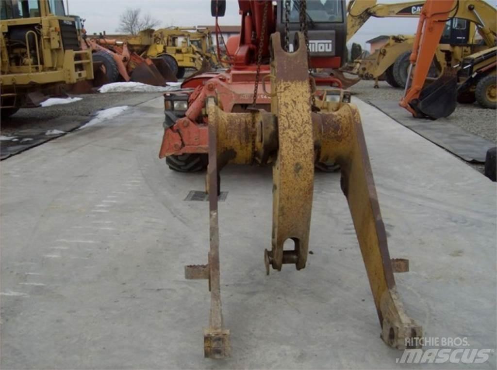 CAT 963 Podvozje in vzmetenje