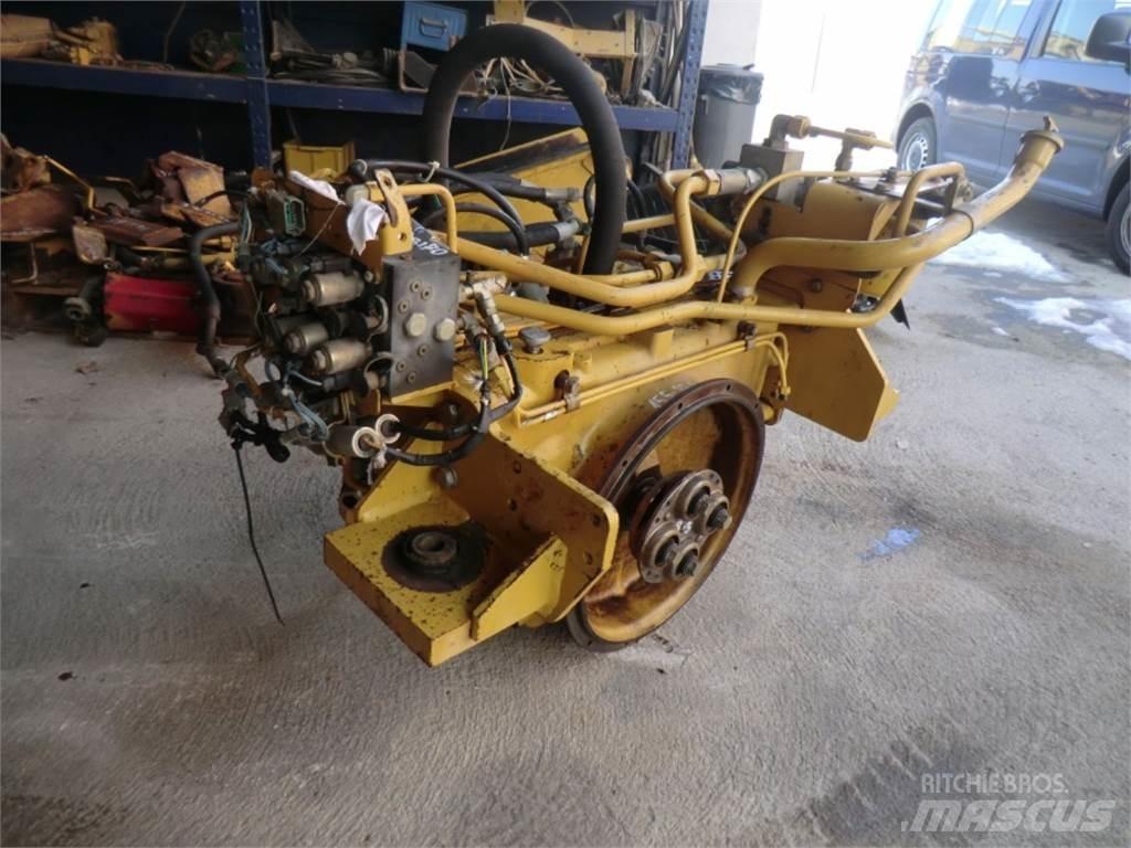 CAT 963C Drugo