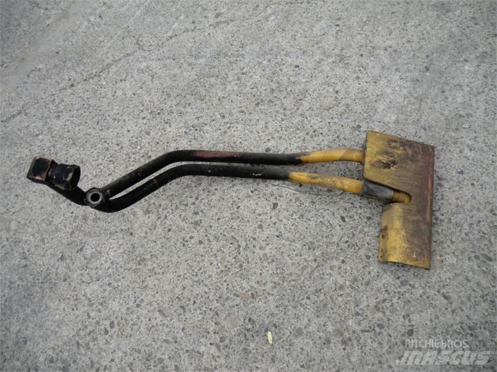 CAT 963D Drugo