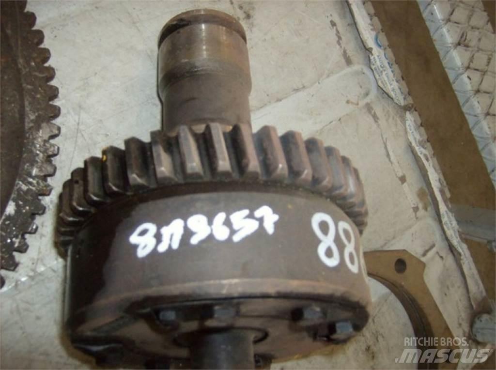 CAT 988 Gradbeništvo - drugo