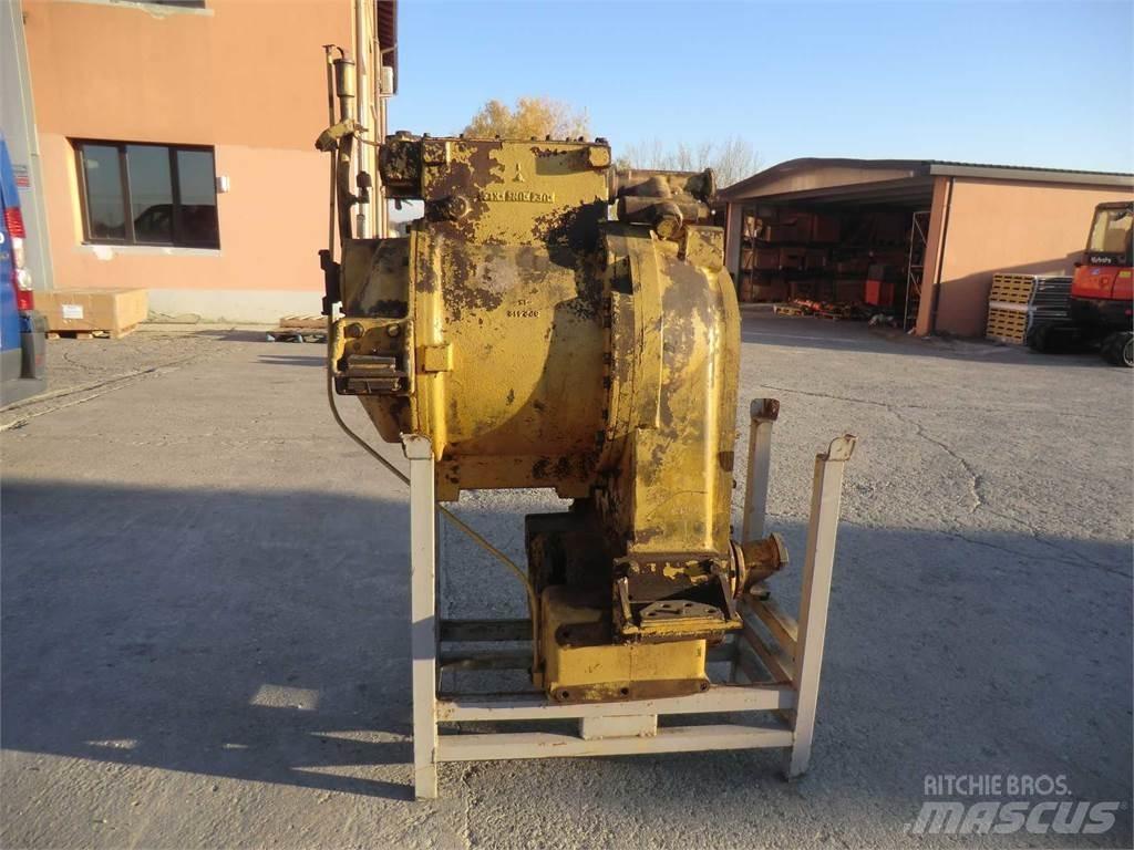 CAT 988B Drugo