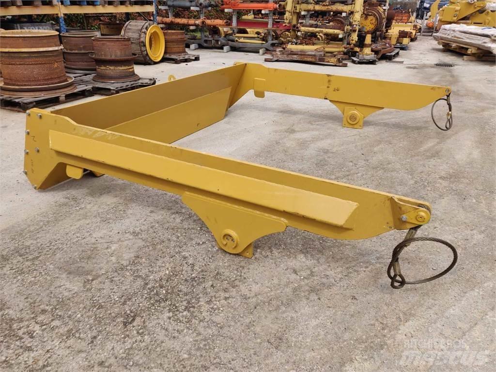 CAT 988G Drugo