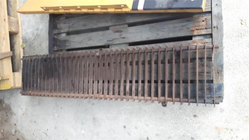 CAT 988H Podvozje in vzmetenje