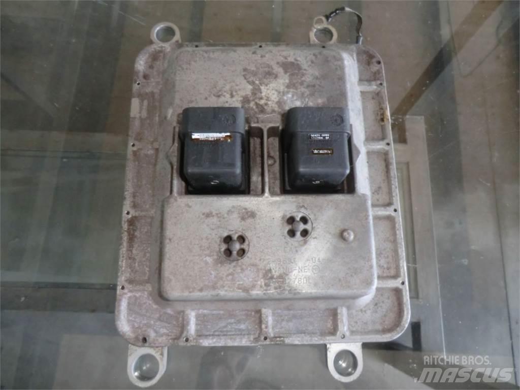 CAT 988H Drugo