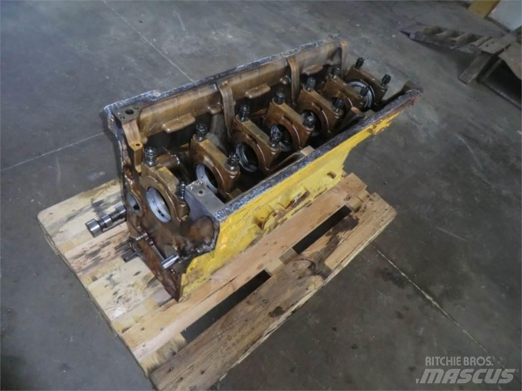 CAT D333 Motorji