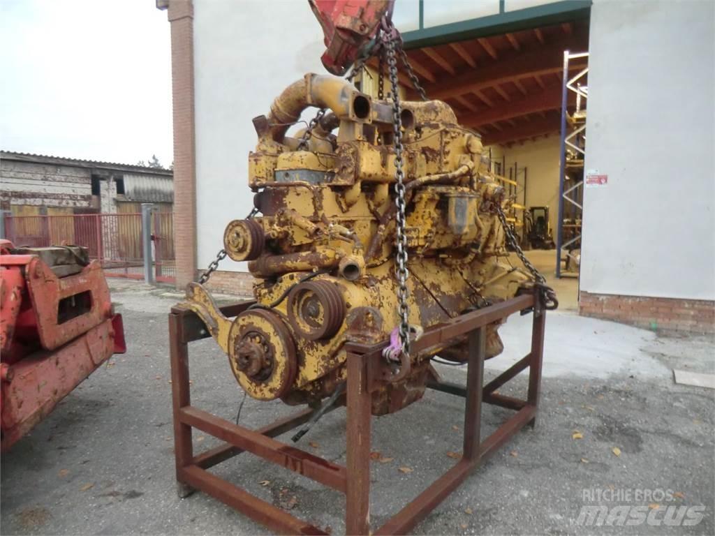 CAT D353 Motorji