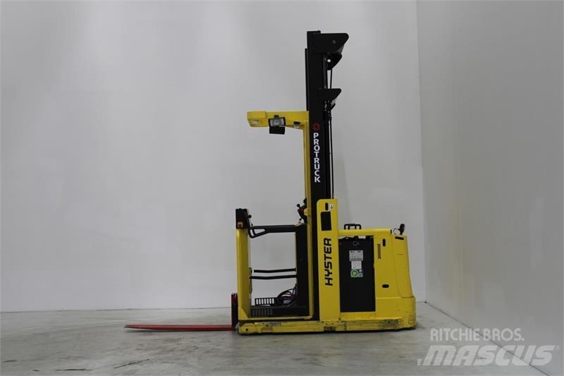 Hyster K1.0L Nizko dvižni komisionirni viličar