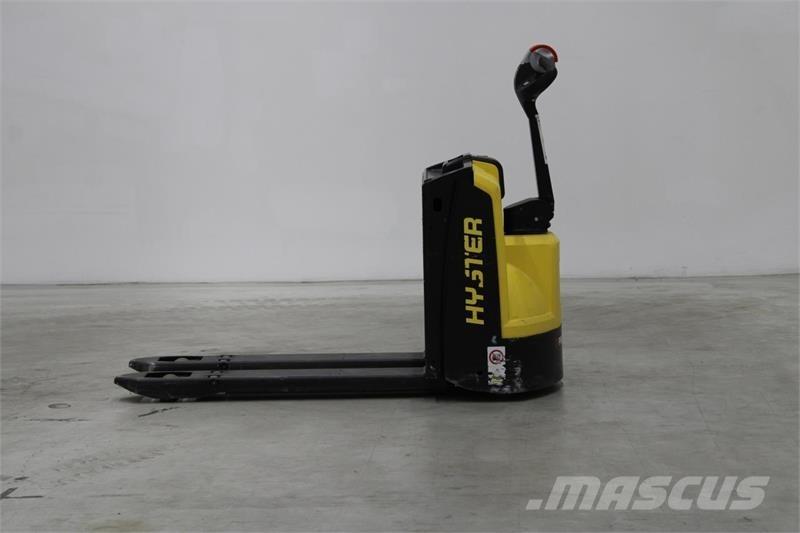 Hyster P1.6 Električni nizko dvižni viličar