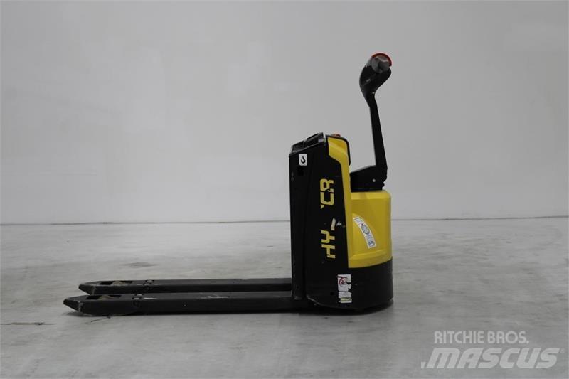 Hyster P1.6 Električni nizko dvižni viličar