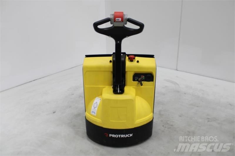 Hyster P1.6 Električni nizko dvižni viličar