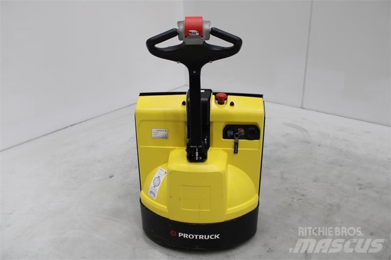 Hyster P1.6 Električni nizko dvižni viličar