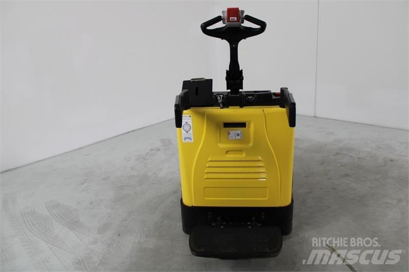 Hyster P2.0S Električni nizko dvižni viličar s stojiščem