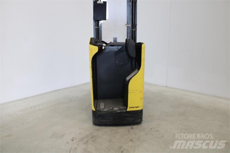 Hyster RS1.6 Samopogonski ročni viličarji