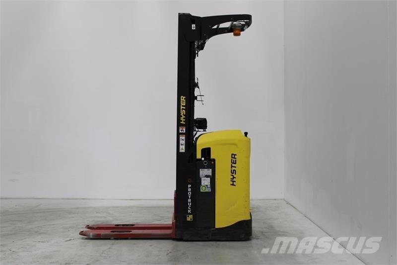 Hyster RS1.6 Samopogonski ročni viličarji