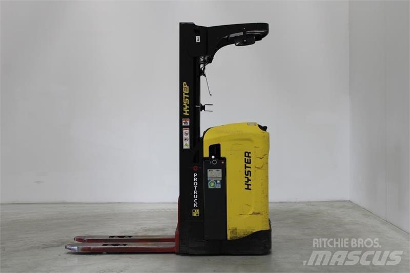 Hyster RS1.6 Samopogonski ročni viličarji
