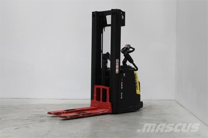 Hyster S1.6S Samopogonski ročni viličarji