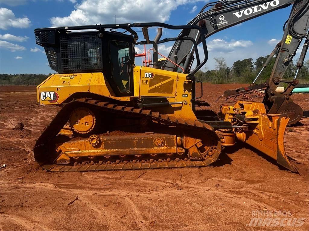 CAT D5 Buldožerji goseničarji