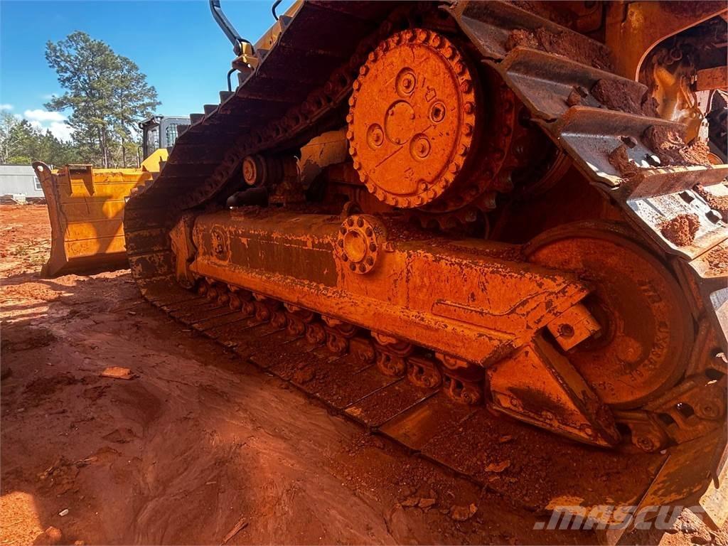 CAT D5 Buldožerji goseničarji