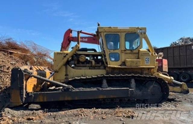 CAT D8 Buldožerji goseničarji