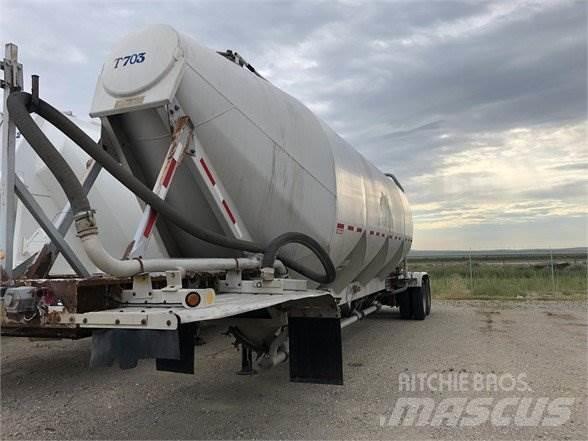 Fruehauf APX9 1525 Polprikolice cisterne