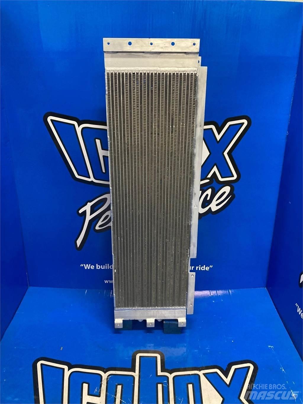 CASE 921B Radiatorji