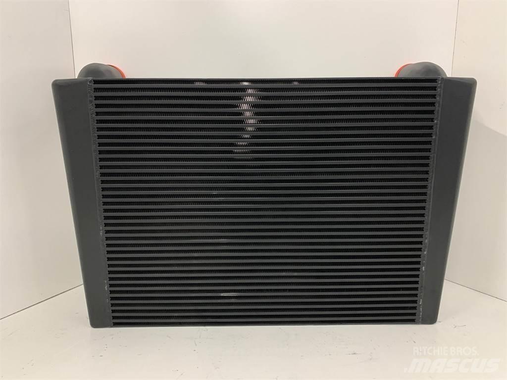 CAT 740 Radiatorji
