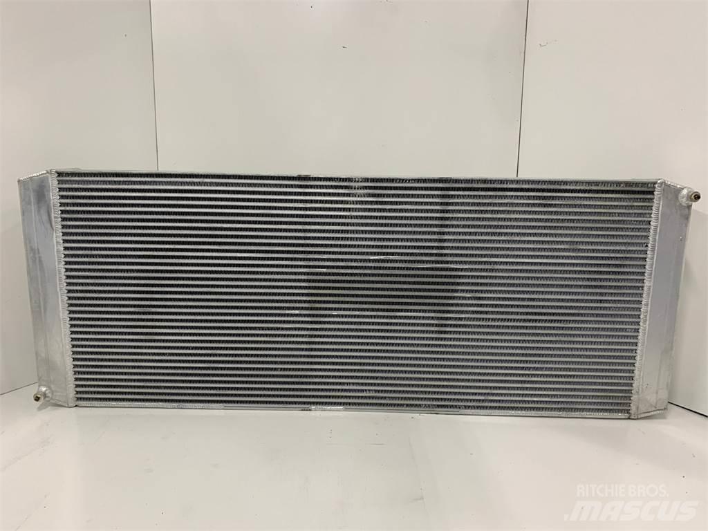 CAT D-10 Radiatorji