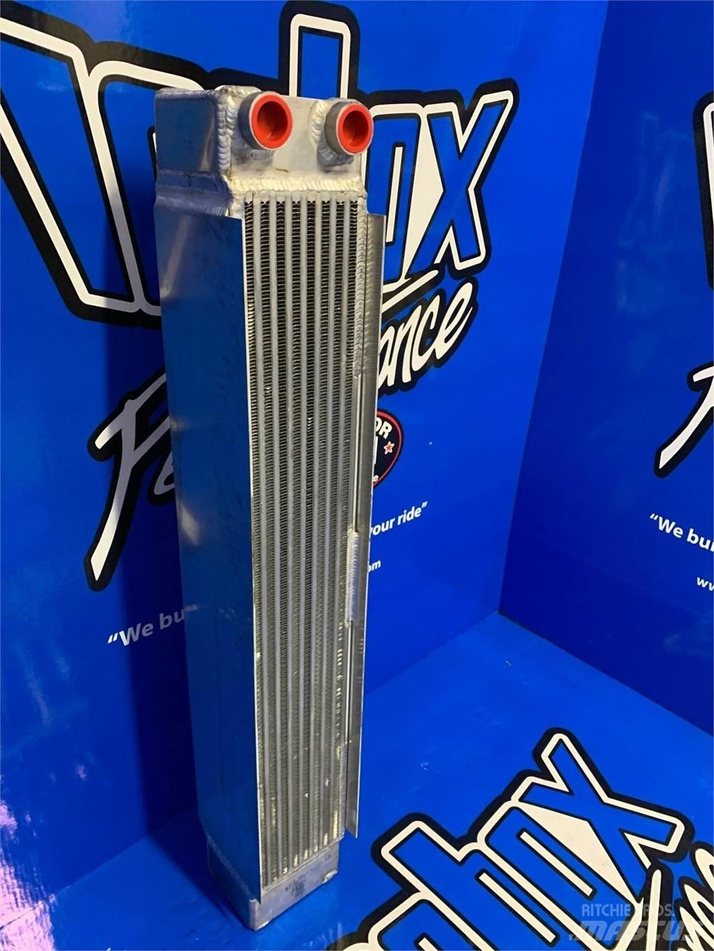 CAT D5N Radiatorji