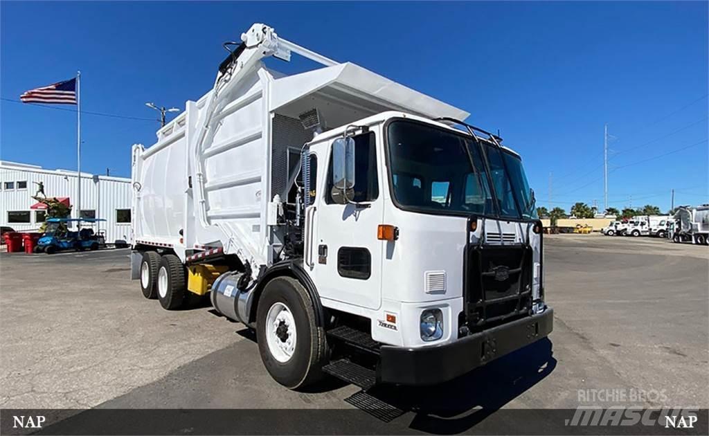 Autocar ACX64 Komunalni tovornjaki