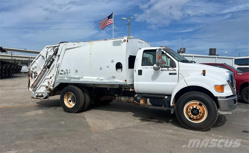 Ford F750 Komunalni tovornjaki