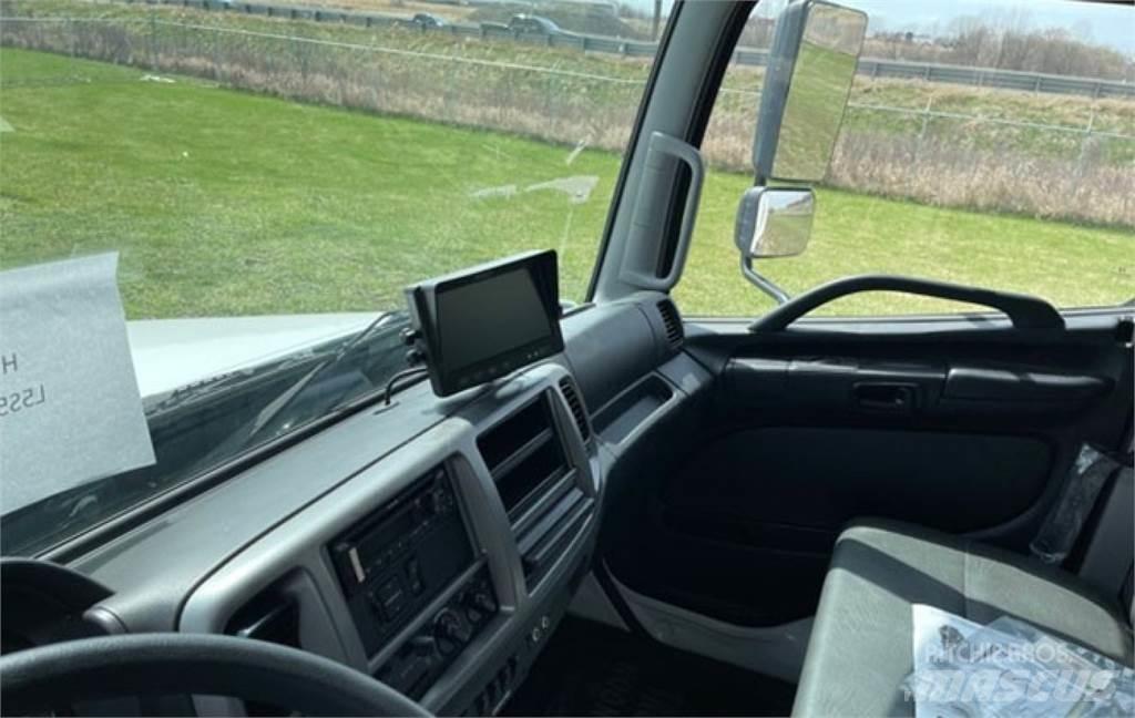 Hino L7 Komunalni tovornjaki