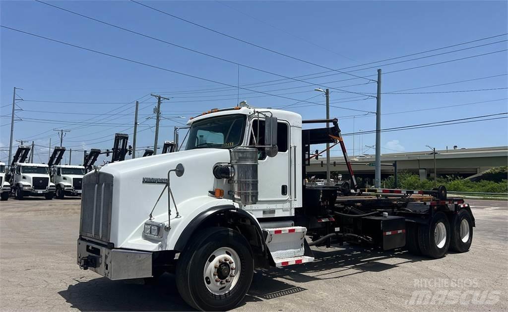 Kenworth T800 Razstavljivi tovornjaki z žičnimi dvigali