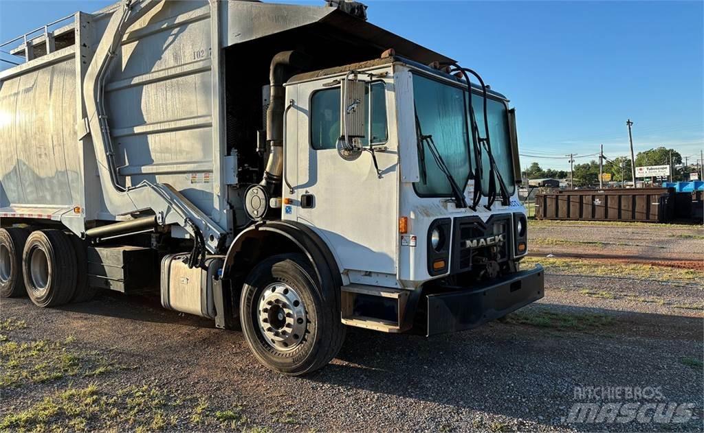 Mack 600 Komunalni tovornjaki