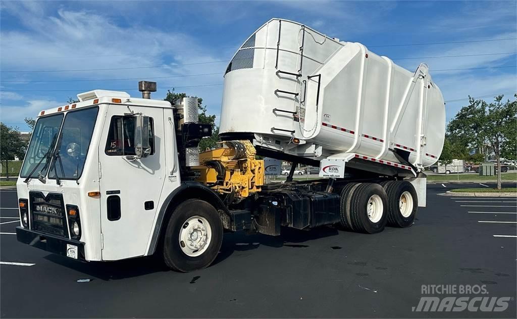 Mack LEU613 Komunalni tovornjaki
