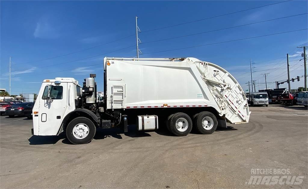 Mack LEU613 Komunalni tovornjaki