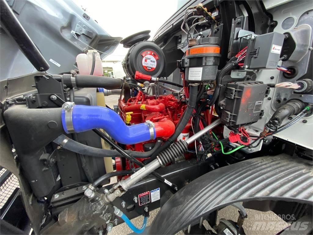 Mack MD7 Grabeži