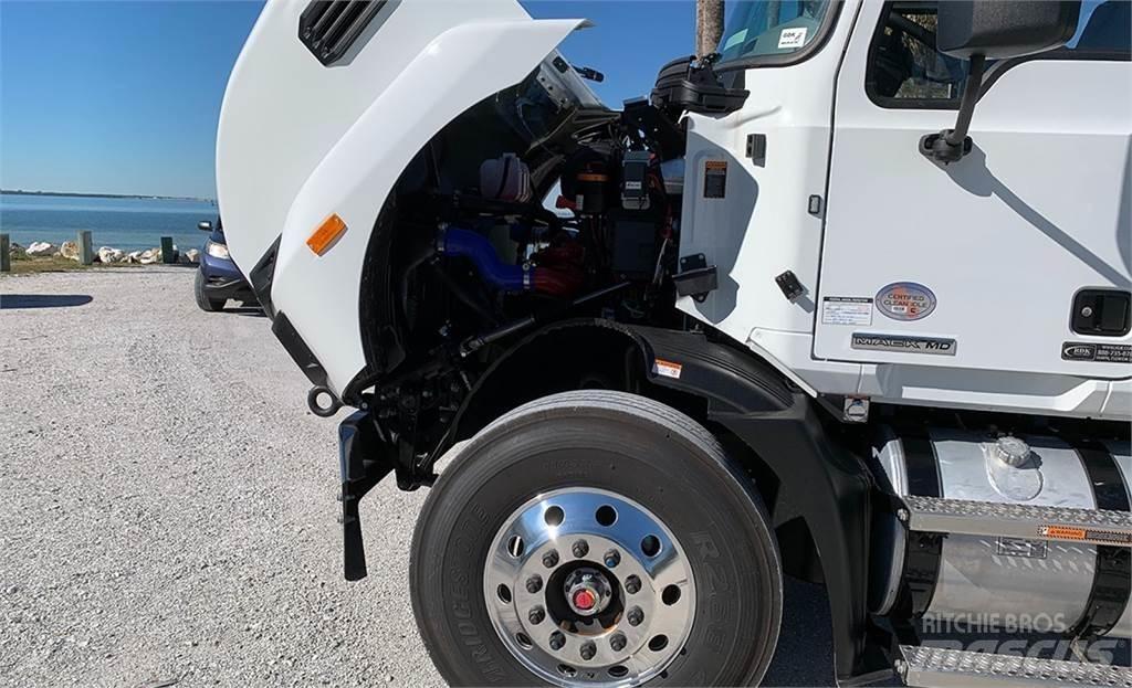 Mack MD7 Grabeži
