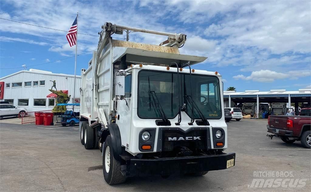Mack MR688S Komunalni tovornjaki