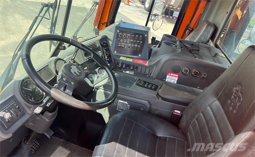 Mack MRU613 Tovornjaki-šasije