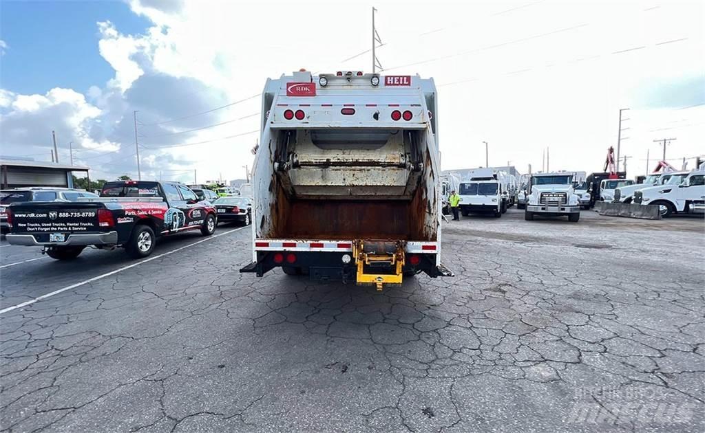 Peterbilt 320 Komunalni tovornjaki