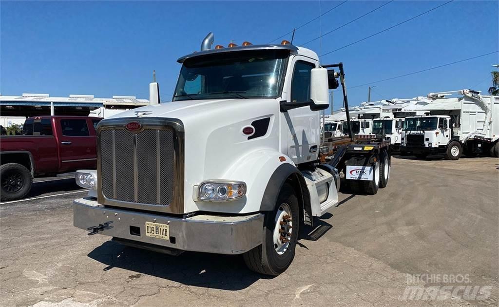 Peterbilt 567 Razstavljivi tovornjaki z žičnimi dvigali