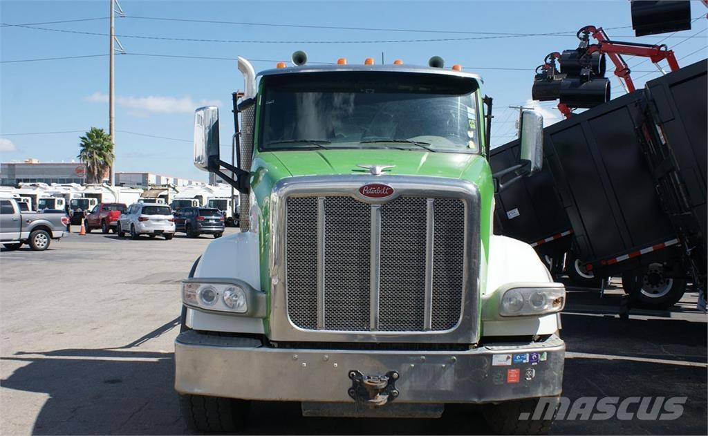 Peterbilt 567 Razstavljivi tovornjaki z žičnimi dvigali