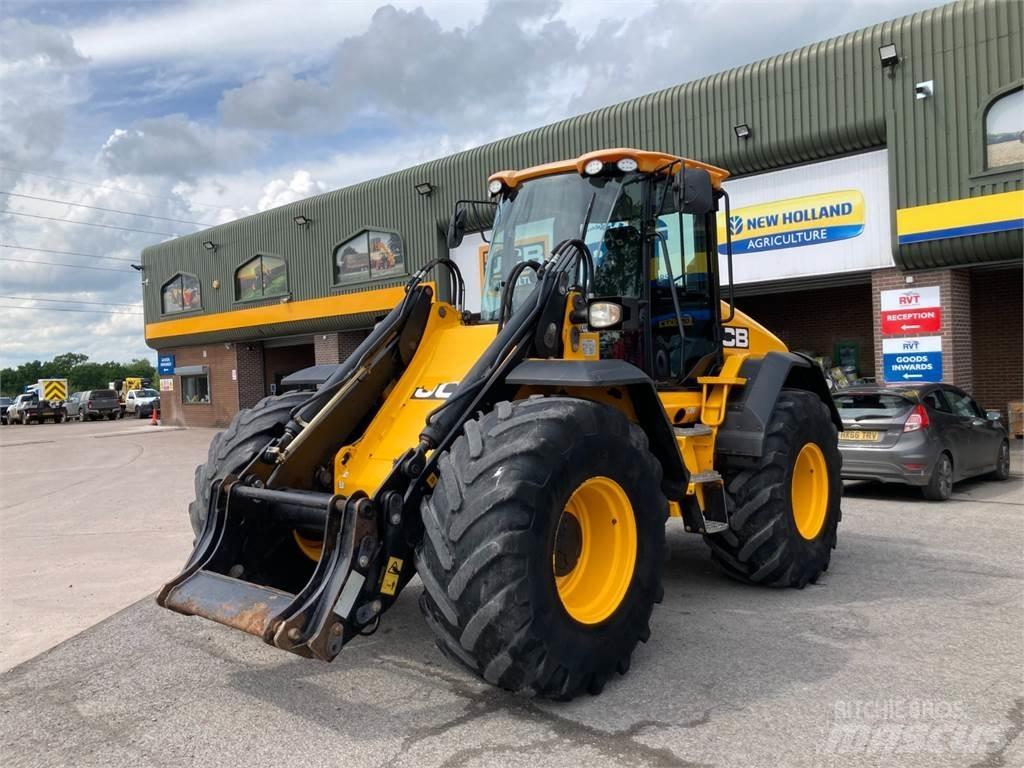 JCB 418S Kmetijski teleskopski nakladalci