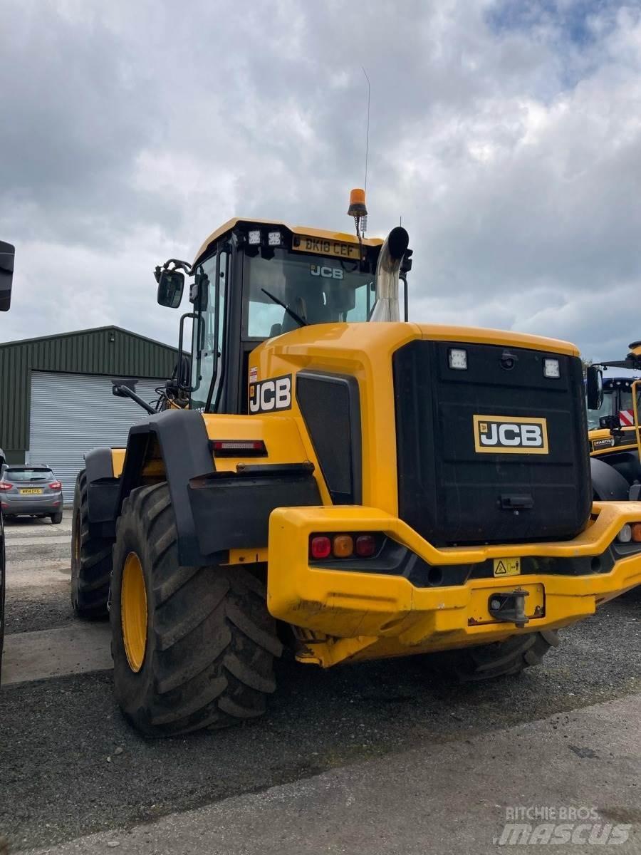 JCB 435S Kmetijski teleskopski nakladalci